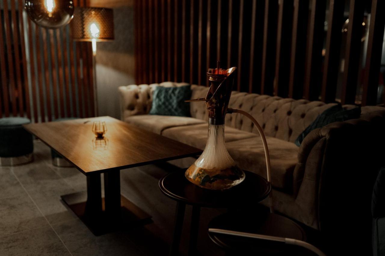 Hotel Ali Baba Humenné エクステリア 写真